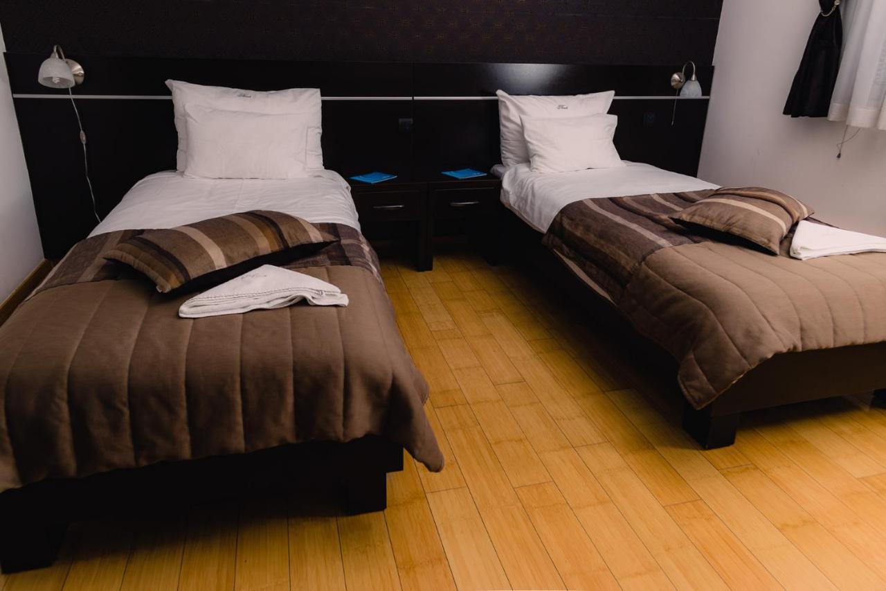 Hotel Novak Zvornik Esterno foto