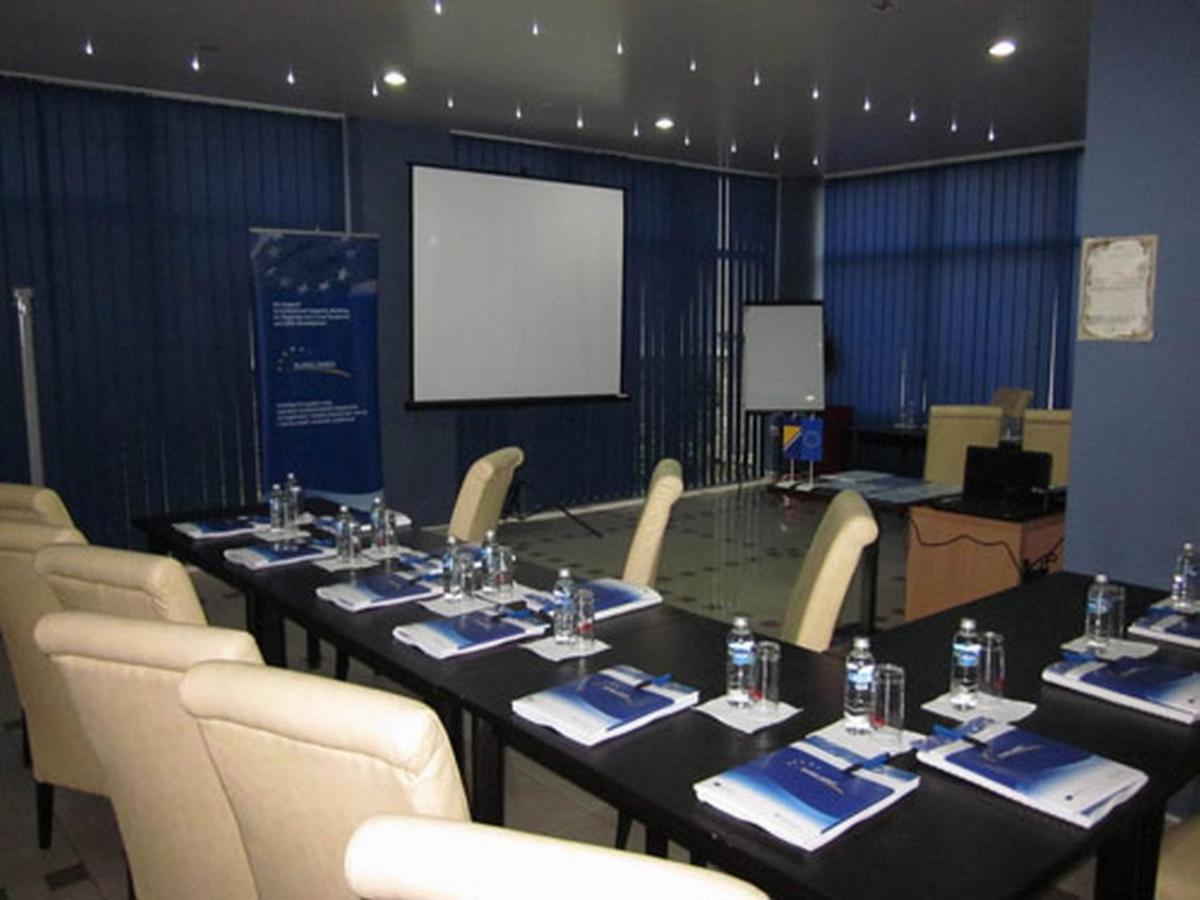 Hotel Novak Zvornik Esterno foto