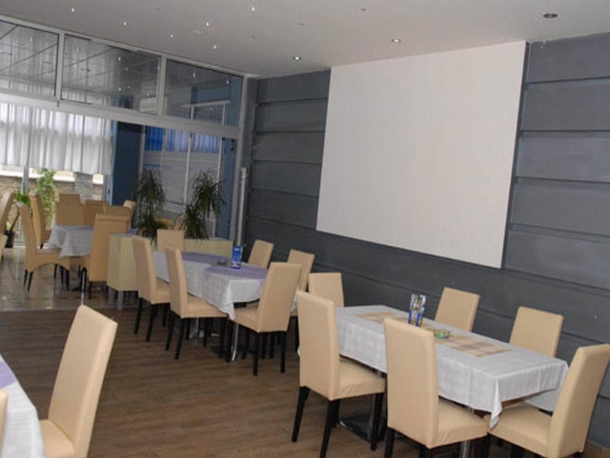 Hotel Novak Zvornik Esterno foto