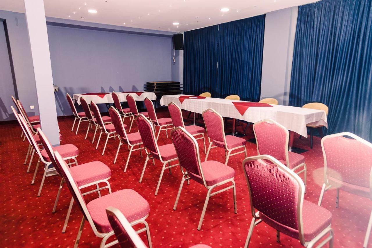 Hotel Novak Zvornik Esterno foto