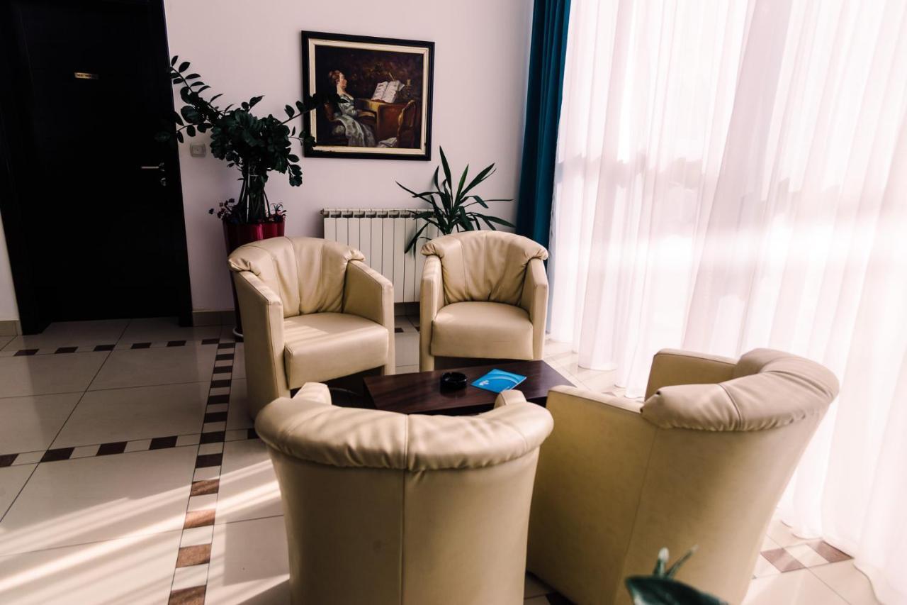 Hotel Novak Zvornik Esterno foto