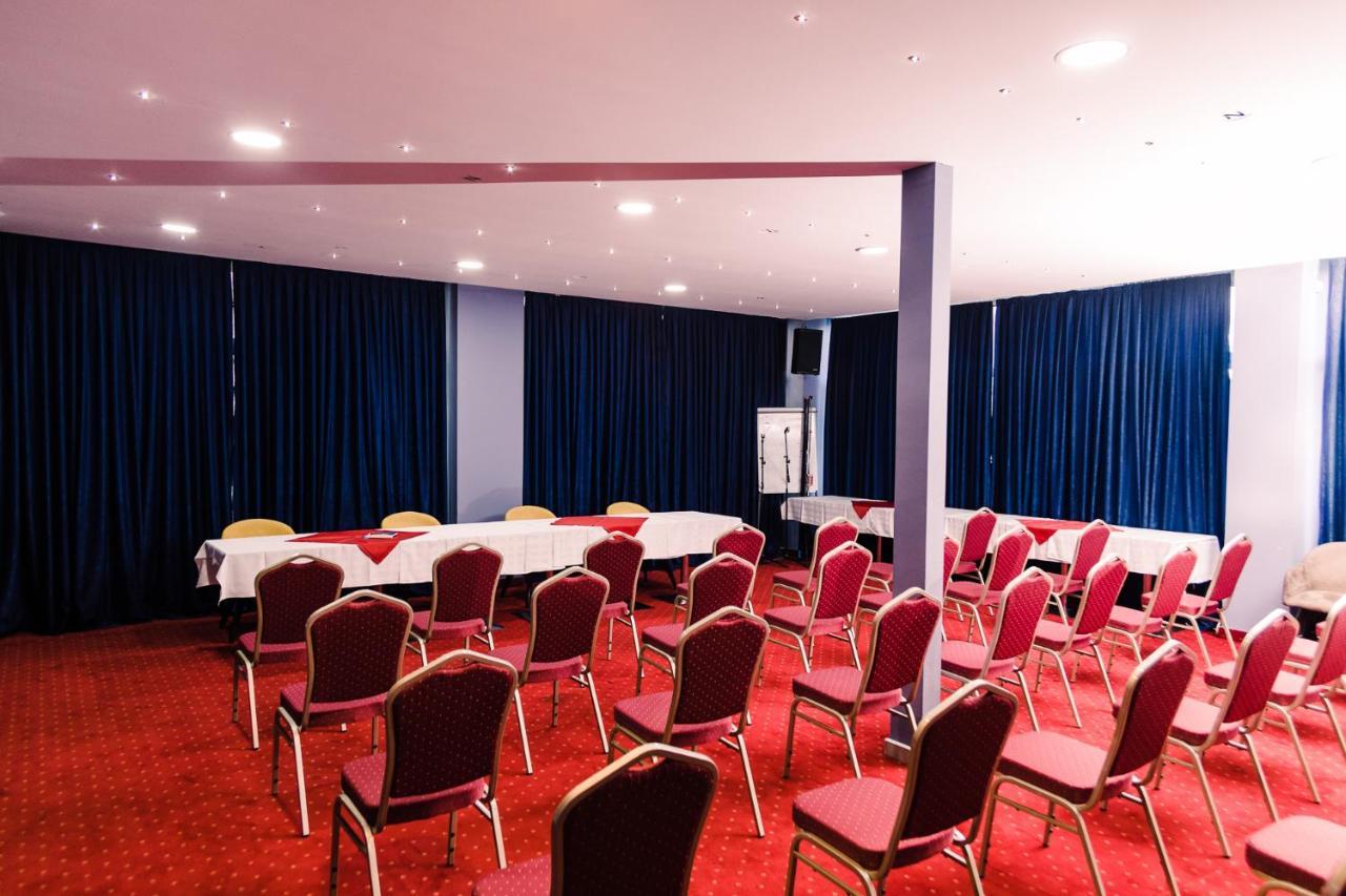 Hotel Novak Zvornik Esterno foto